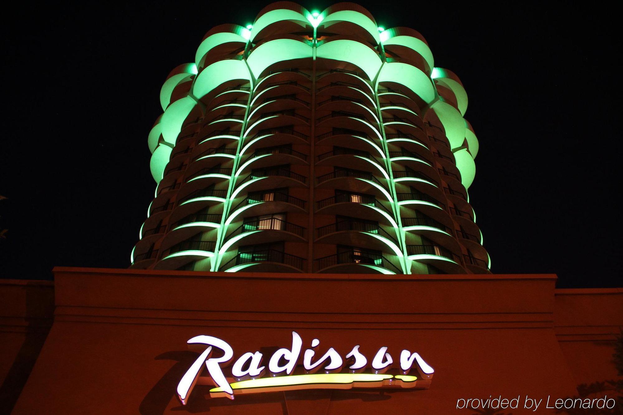 Radisson Hotel Cincinnati Riverfront Covington Exterior photo